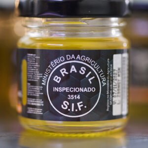 Envasamento do mel no entreposto